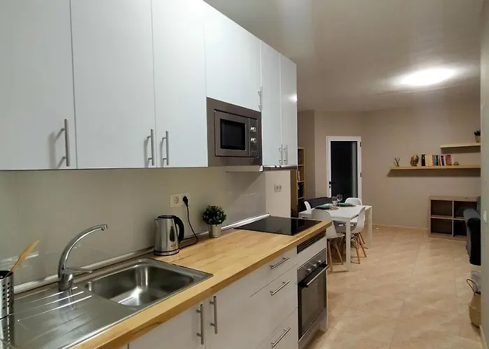 Amplio Y Luminoso Apartmán